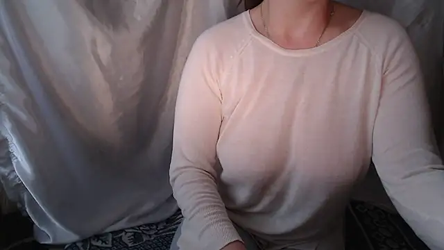 Burberrry  online show from 05-07-26, 04:23