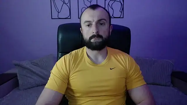 brindlefly6969 online show from 05-18-26, 10:32