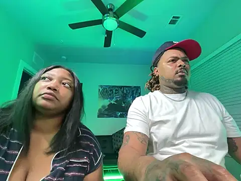 Snapshot of 4EVAGLACIERS chatting on 03-04-26, 06:19 4EVAGLACIERS online show from 03-04-26, 06:19