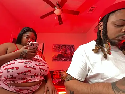 Snapshot of 4EVAGLACIERS chatting on 03-10-26, 06:18 4EVAGLACIERS online show from 03-10-26, 06:18