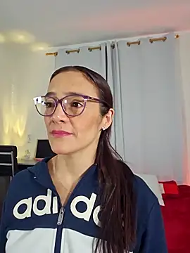 Jessica Herrera  online show from 01-05-26, 10:02