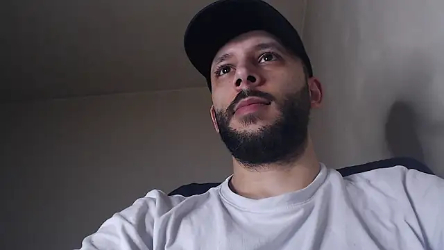 henryaxe online show from 06-06-26, 10:42