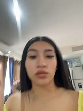 Snapshot of Sexyedith09 chatting on 05-16-26, 04:28 Sexyedith09 online show from 05-16-26, 04:28