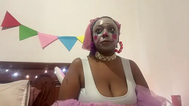 ChocolateCakeQueen online show from 11-01-25, 03:52