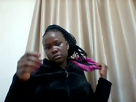 Snapshot of sexy_cutelips chatting on 09-11-25, 08:31 sexy cutelips online show from 09-11-25, 08:31