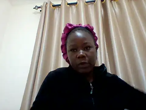 Snapshot of sexy_cutelips chatting on 01-06-26, 06:39 sexy cutelips online show from 01-06-26, 06:39