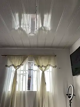 hannahb-e online show from 03-26-26, 01:06