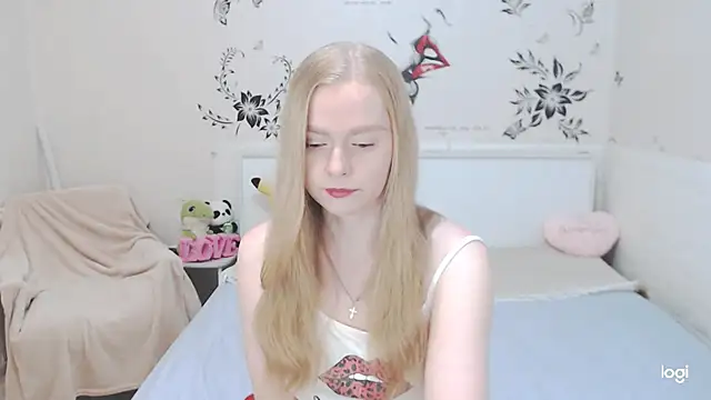 Snapshot of alice_de chatting on 12-04-25, 11:13 alice de online show from 12-04-25, 11:13