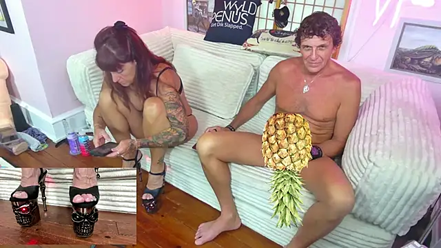 sexyandjagundo online show from 06-14-26, 07:05
