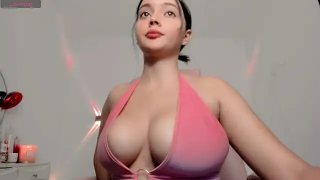 Sarah angell online show from 05-12-26, 01:36