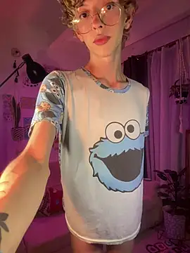 Snapshot of lyamthommpson chatting on 02-21-26, 03:40 lyamthommpson online show from 02-21-26, 03:40