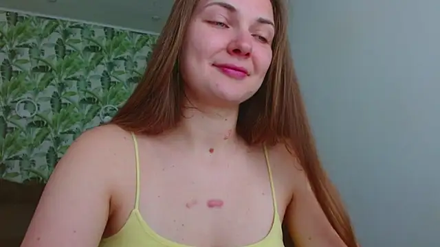 Olivia shine online show from 05-24-26, 04:17