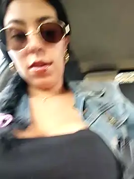 Snapshot of Emily_Wane chatting on 03-22-26, 04:21 Emily Wane online show from 03-22-26, 04:21