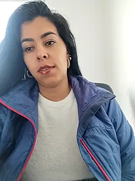 Snapshot of Emily_Wane chatting on 04-15-26, 05:20 Emily Wane online show from 04-15-26, 05:20