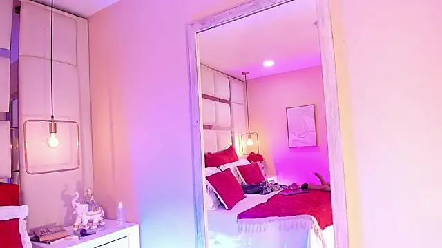 Snapshot of elizavenus chatting on 03-08-26, 04:11 elizavenus online show from 03-08-26, 04:11