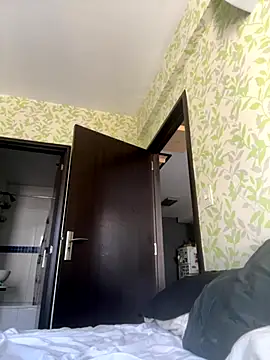 samilux5 online show from 10-21-25, 02:51