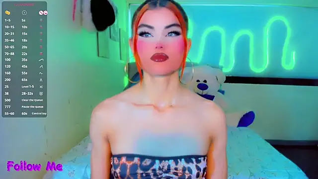 Jessica smith 1 online show from 04-05-26, 09:34