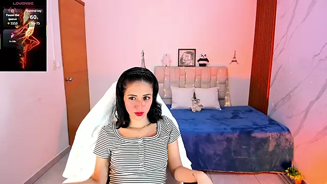 Snapshot of HannaSexyy chatting on 07-26-26, 01:25 HannaSexyy online show from 07-26-26, 01:25