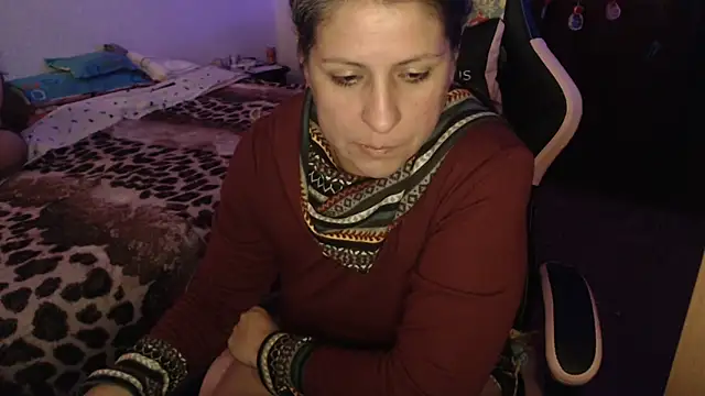 Snapshot of LucifernandaSw chatting on 04-05-26, 08:44 LucifernandaSw online show from 04-05-26, 08:44