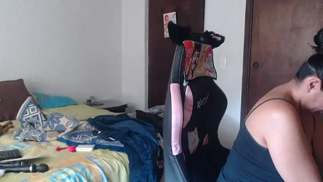 LucifernandaSw online show from 05-28-26, 05:54