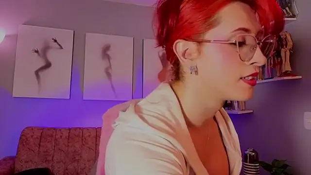 Juliana Saenzz online show from 06-21-26, 10:56