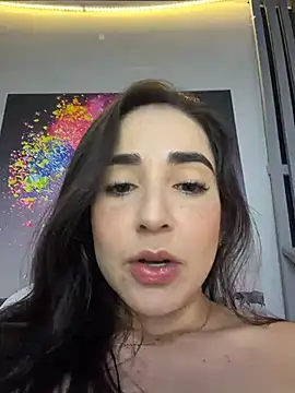 Snapshot of Victoria-And1 chatting on 06-11-26, 02:53 Victoria-And1 online show from 06-11-26, 02:53