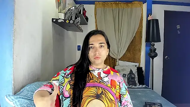 Snapshot of SARAMISHA chatting on 05-11-26, 07:55 SARAMISHA online show from 05-11-26, 07:55