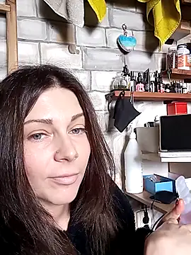 HarleyQuinn 69 online show from 04-13-26, 10:54