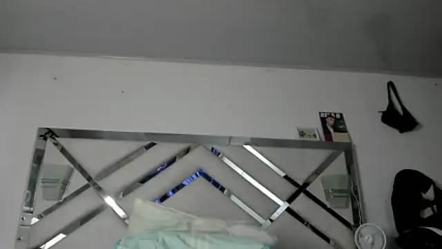 Snapshot of maybelline69 chatting on 01-07-26, 05:37 maybelline69 online show from 01-07-26, 05:37