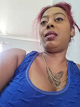 Snapshot of indian_hotty_jus4fun chatting on 07-12-26, 11:34 indian hotty jus4fun online show from 07-12-26, 11:34