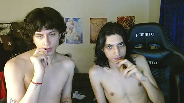 angelitofemboy online show from 01-24-25, 04:37