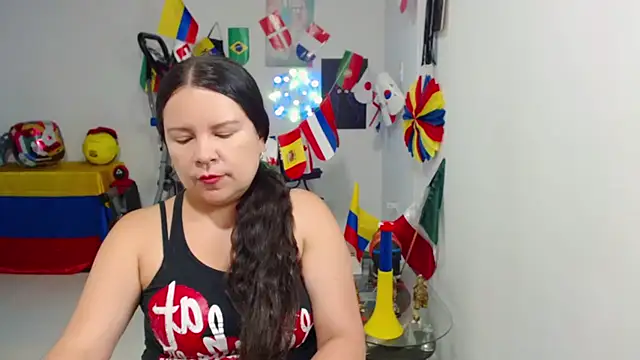 Snapshot of claryssa_ chatting on 07-10-26, 03:11 claryssa online show from 07-10-26, 03:11