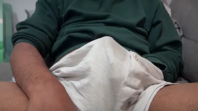 Snapshot of iambored91 chatting on 11-16-25, 09:09 iambored91 online show from 11-16-25, 09:09