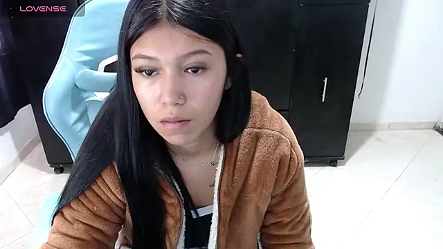 emily rosse04 online show from 06-23-26, 01:20