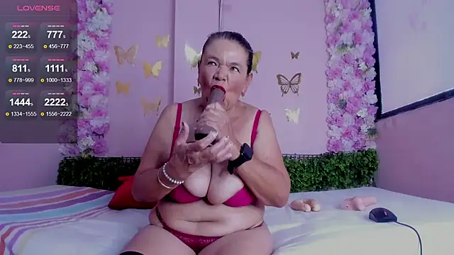 grandmother milf online show from 07-14-26, 01:28