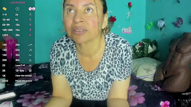 Snapshot of SheraHadee chatting on 03-27-26, 02:50 SheraHadee online show from 03-27-26, 02:50