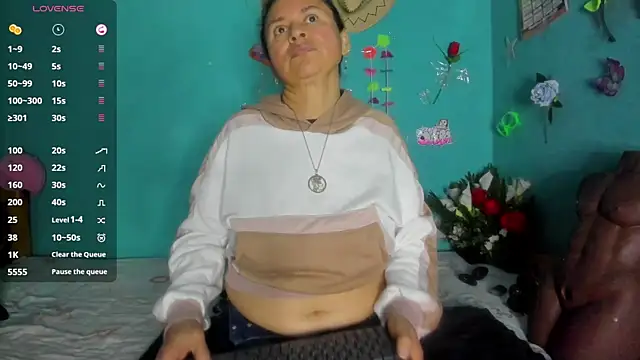 Snapshot of SheraHadee chatting on 04-04-26, 06:38 SheraHadee online show from 04-04-26, 06:38