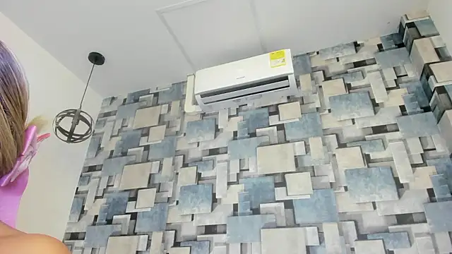 angel dthroatt online show from 03-12-26, 12:11