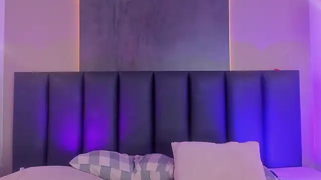 CristalCornner  online show from 02-16-26, 08:05