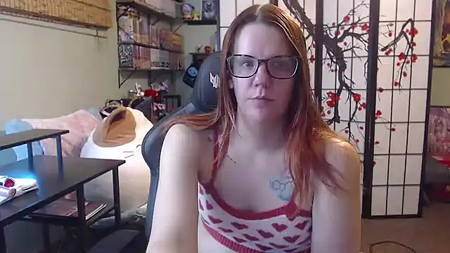 Sarahtineke online show from 05-28-26, 05:10