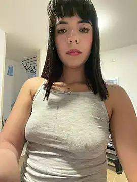 Snapshot of NicolRoss_ chatting on 03-08-26, 01:36 NicolRoss online show from 03-08-26, 01:36