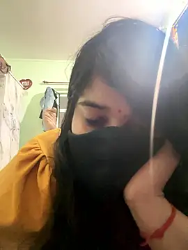 Snapshot of hitlar1026 chatting on 01-09-26, 05:37 hitlar1026 online show from 01-09-26, 05:37