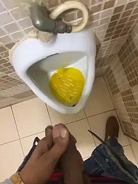 Snapshot of hitlar1026 chatting on 03-20-26, 08:19 hitlar1026 online show from 03-20-26, 08:19