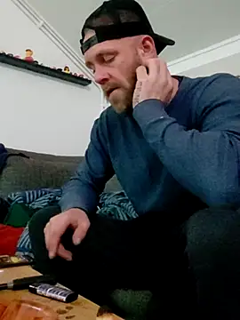 eltoulou online show from 11-10-25, 07:57