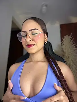 Snapshot of gretta_kler1 chatting on 06-09-26, 10:10 gretta kler1 online show from 06-09-26, 10:10