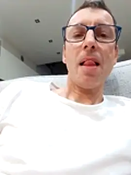 Snapshot of Anastasio33 chatting on 06-24-26, 12:20 Anastasio33 online show from 06-24-26, 12:20
