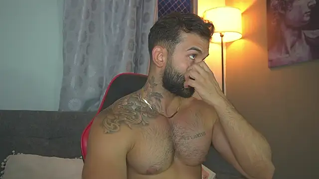 Snapshot of MarkHazze chatting on 07-15-26, 11:43 MarkHazze online show from 07-15-26, 11:43