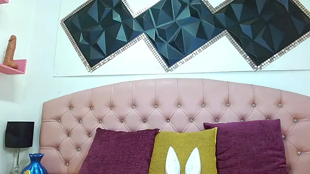 andrea safeira doll online show from 02-03-26, 10:15