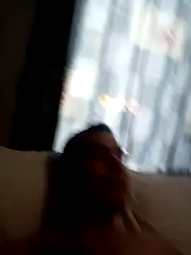 Snapshot of bigbrolittlesis chatting on 12-12-24, 04:43 bigbrolittlesis online show from 12-12-24, 04:43