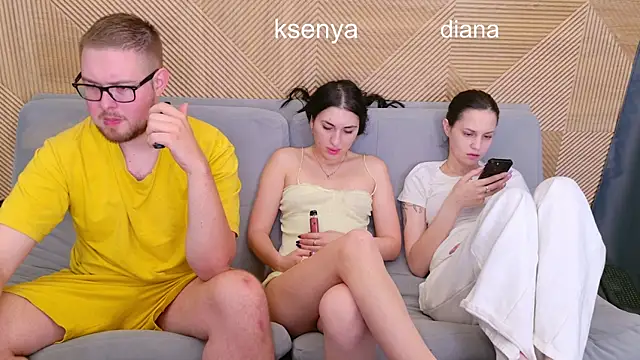 Snapshot of Ksenny chatting on 06-23-26, 06:22 Ksenny online show from 06-23-26, 06:22